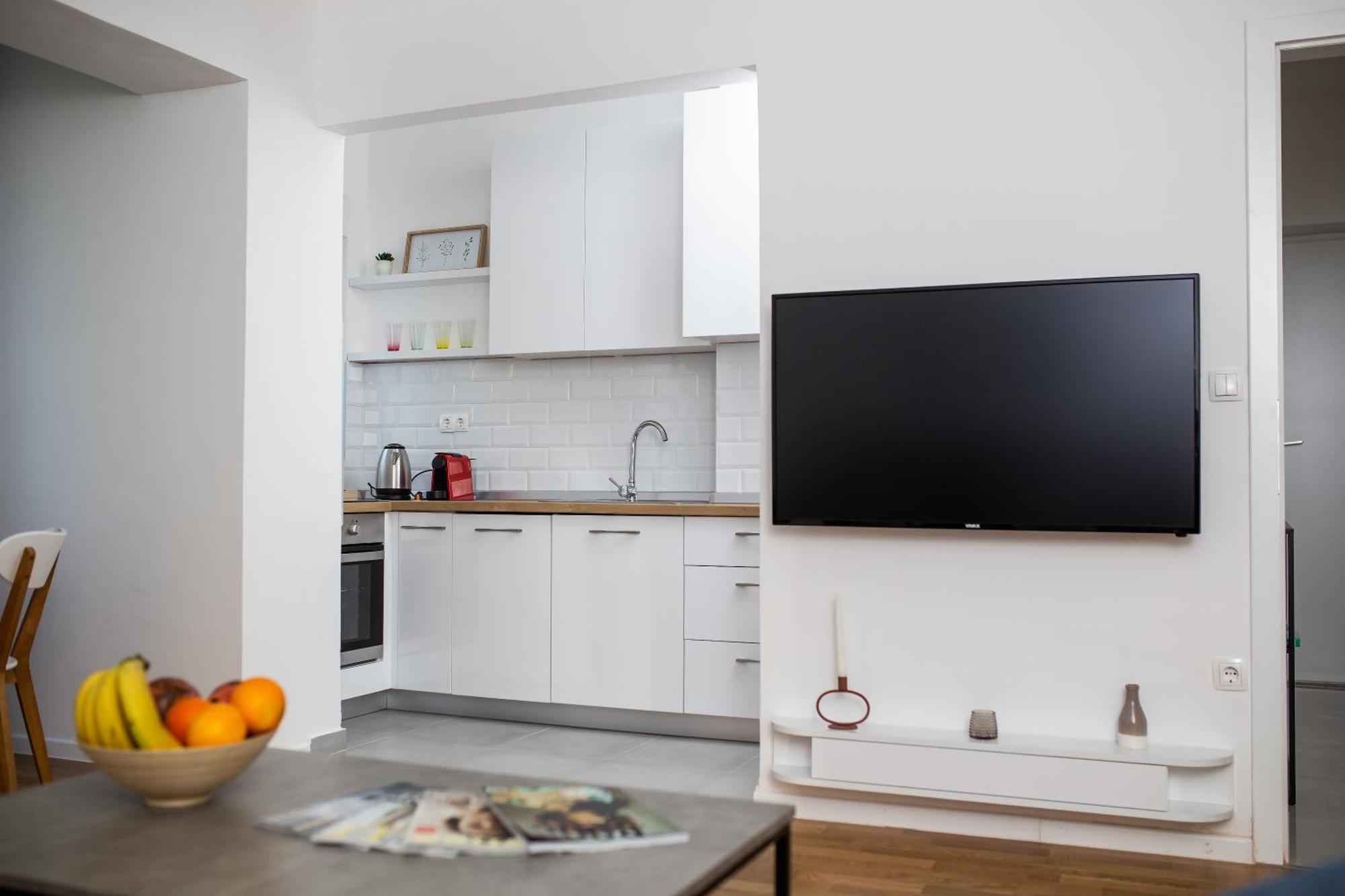 Big Tree Apartment & The Nest Apartment - Free Parking Мостар Номер фото